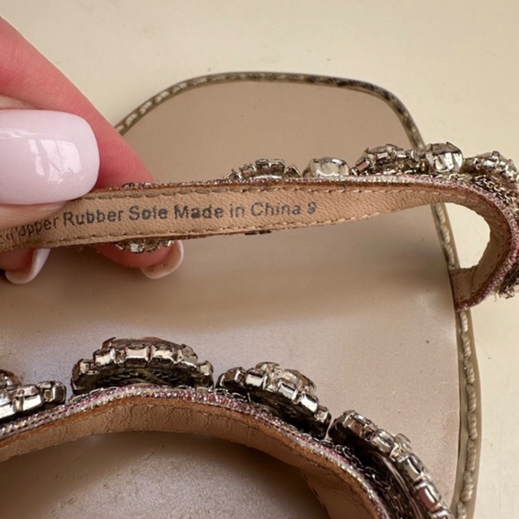 Badgley Mischka Jeweled Slide Sandals - 9 - EUC - Picture 6 of 6
